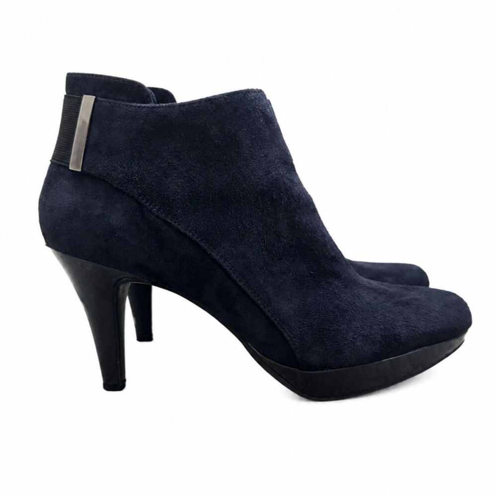 Bandolino Christiana Navy Blue Suede Ankle Boots Womens Size 7M Heeled Booties - Picture 4 of 15